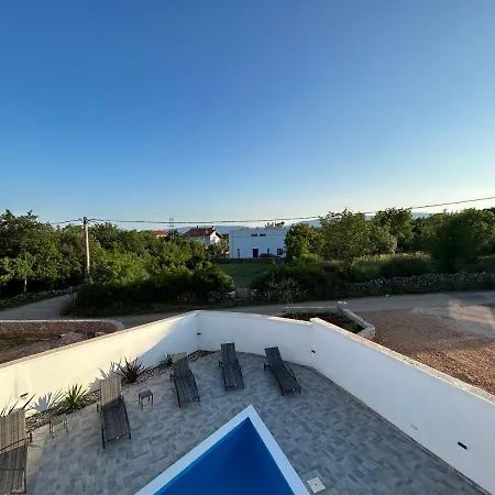 Villa Krk, With Pool 8p
